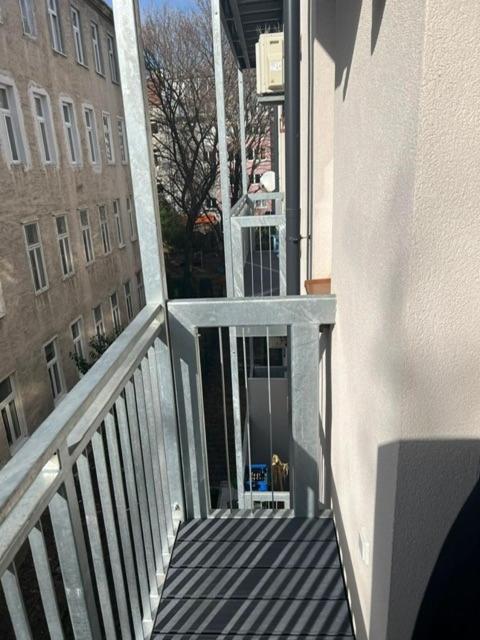 New Westbahnhof Apartament Viena